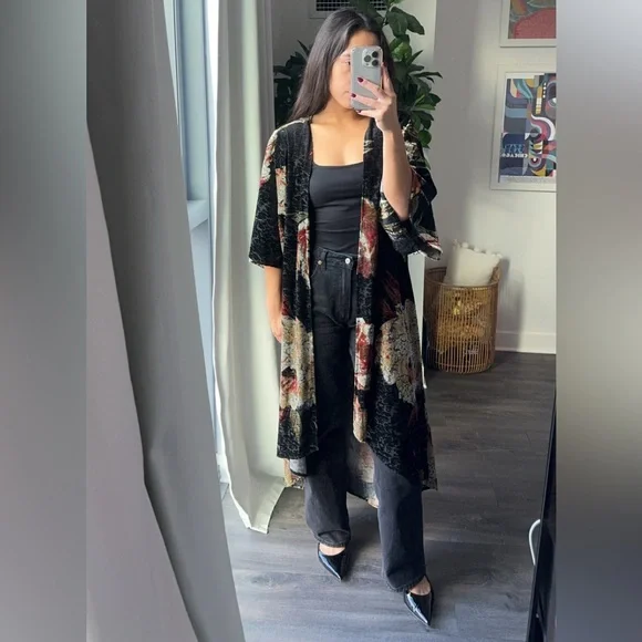 Velour Floral Print Duster Cardigan - Picture 2 of 7